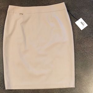 Calvin Klein Straight Skirt - new (Cream, size 12)